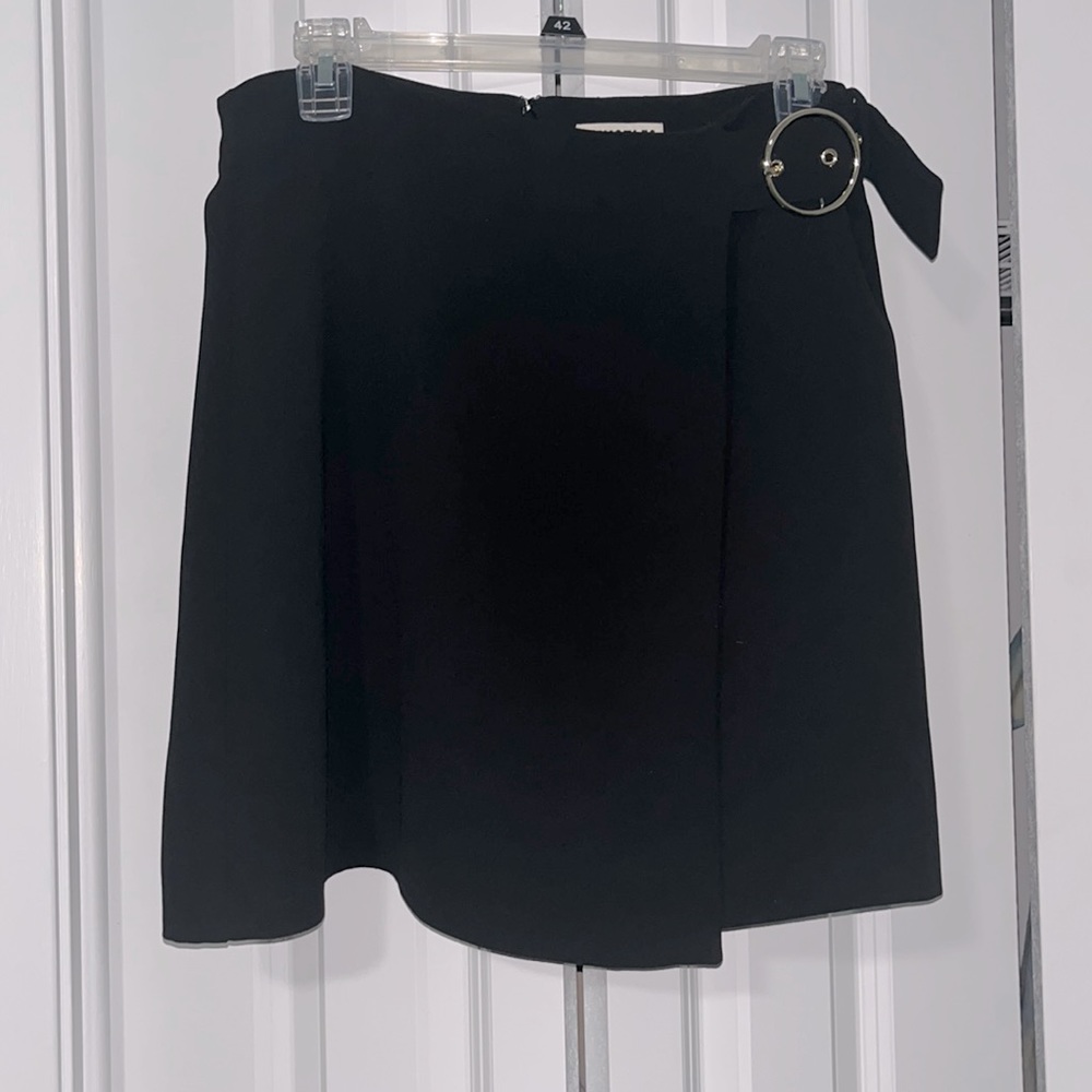 Whistles Size 8 Black Mini Skirt with Gold‎ Buckle